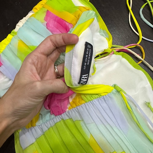 Zara Spring Top - Picture 2 of 4